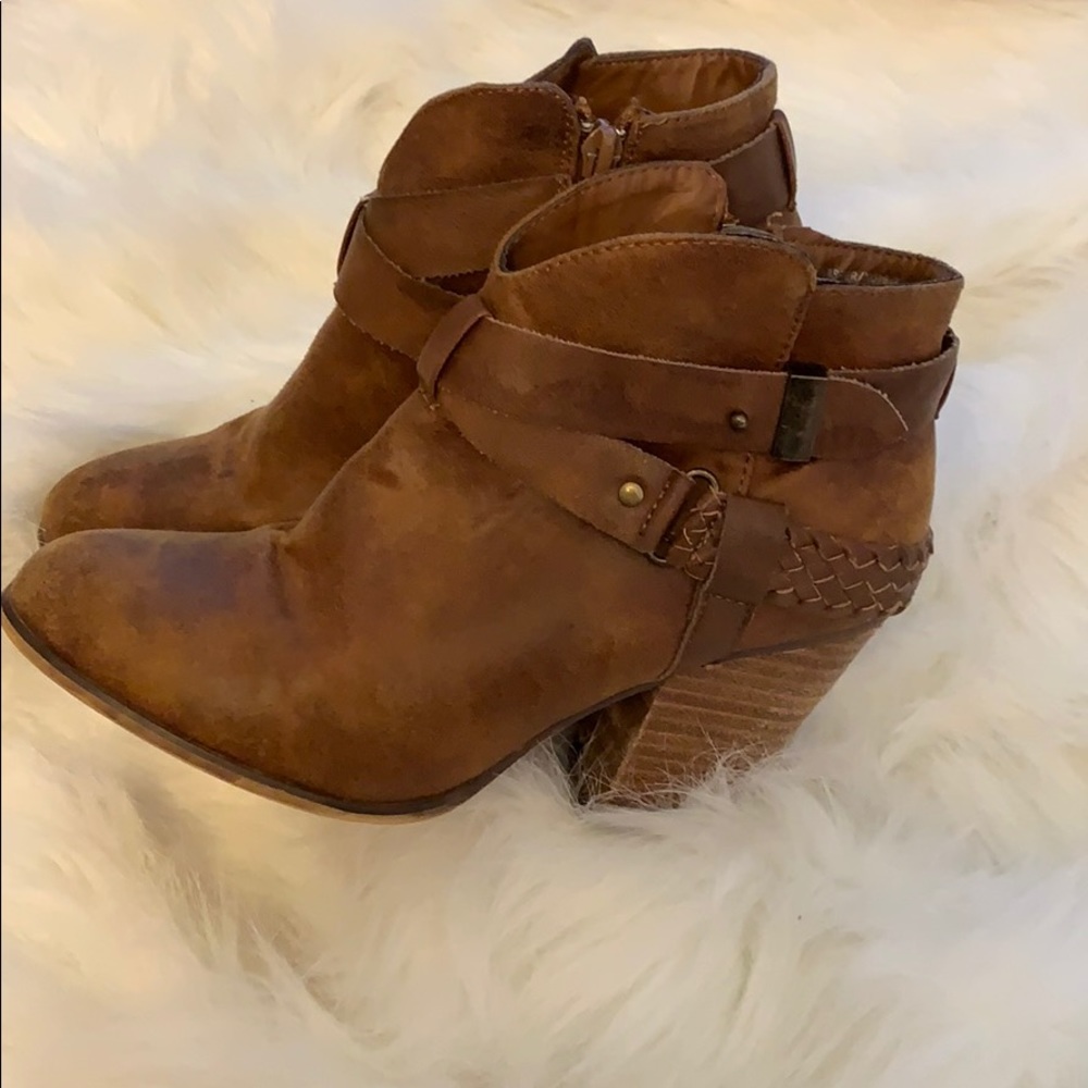 Brown fall ankle booties